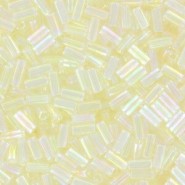 Miyuki Bugles 3mm kralen Transparent crystal ab BGL1-2442